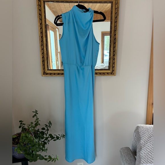 Sleeveless Mock Neck Dress Size Medium - Picture 2 of 5